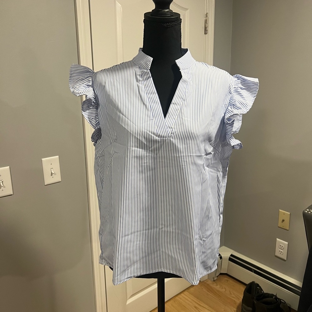 women’s tank top blouse blue and white stripe